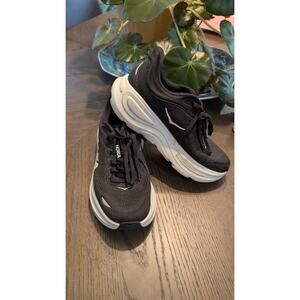 Hoka Bondi 9 Black sz 7.5